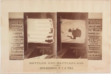 Batailles et drapeaux de bataille du 89e Régiment, N. Y. S. Vols., vers 1870